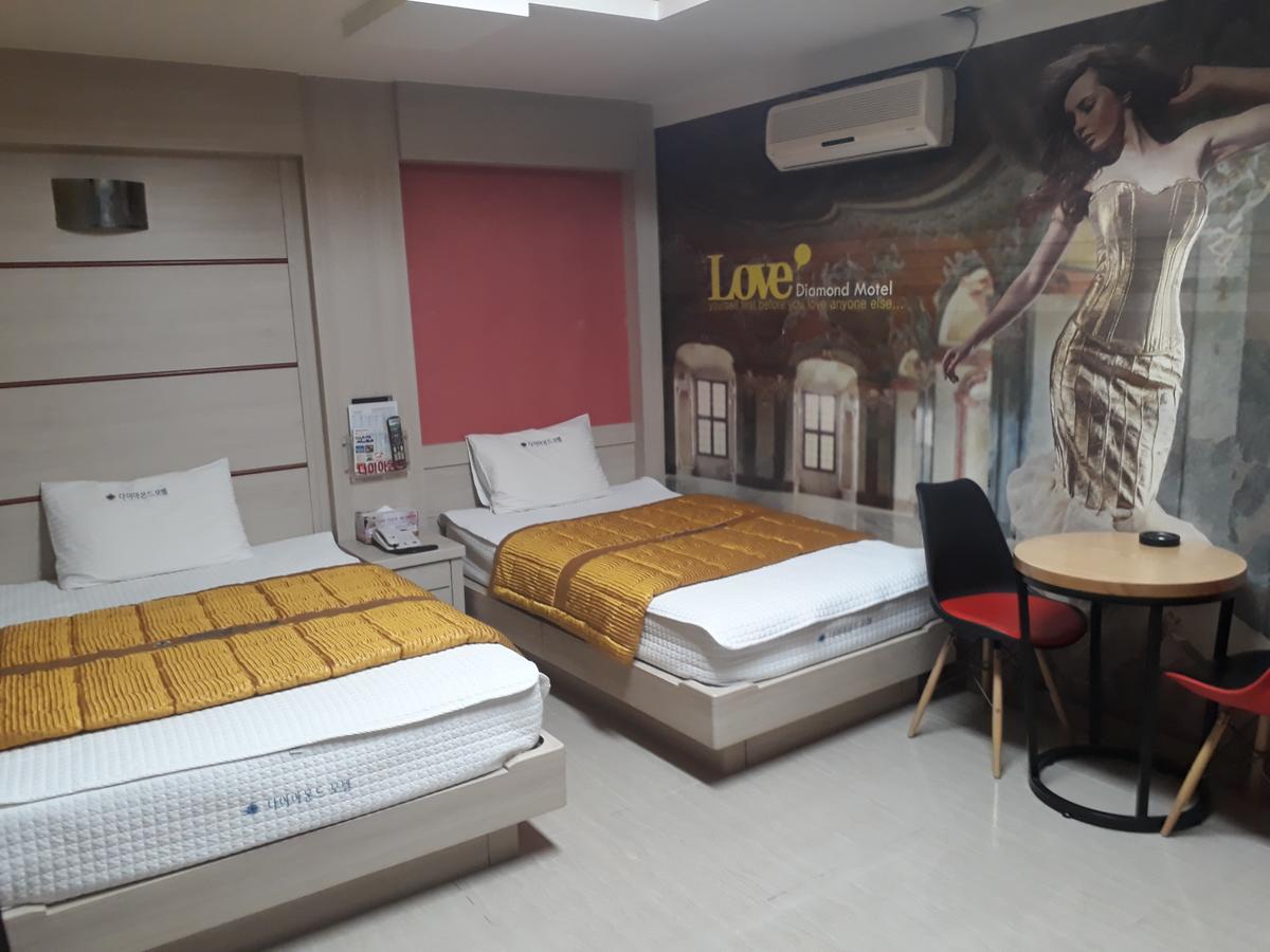 Diamond Motel Сачон Екстериор снимка